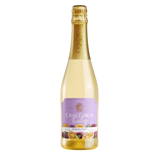 Cocktail Casal Garcia Fruitzy Maracujá